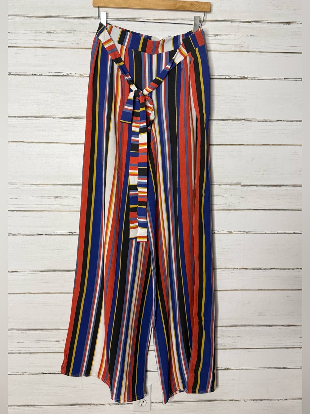 Boohoo Striped Wide Leg Pants Size 18 NWT